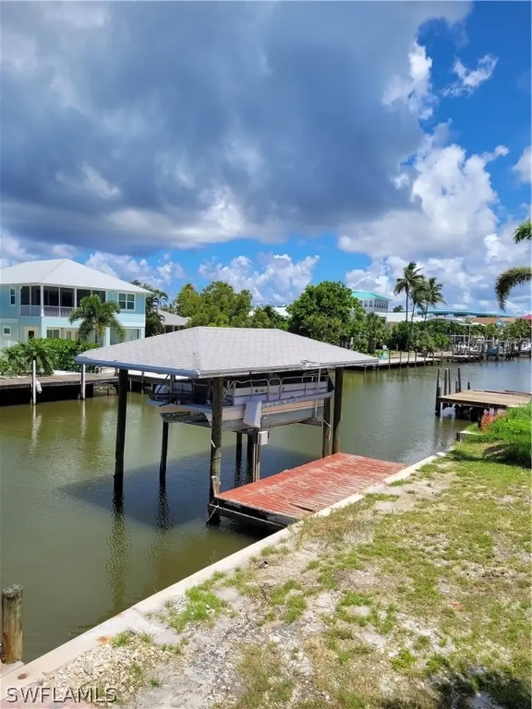 155 Palermo Circle Fort Myers Beach FL 33931