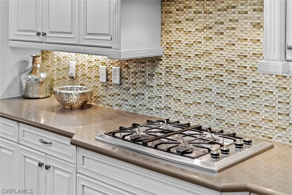 11916 Hedgestone Court Naples FL 34120