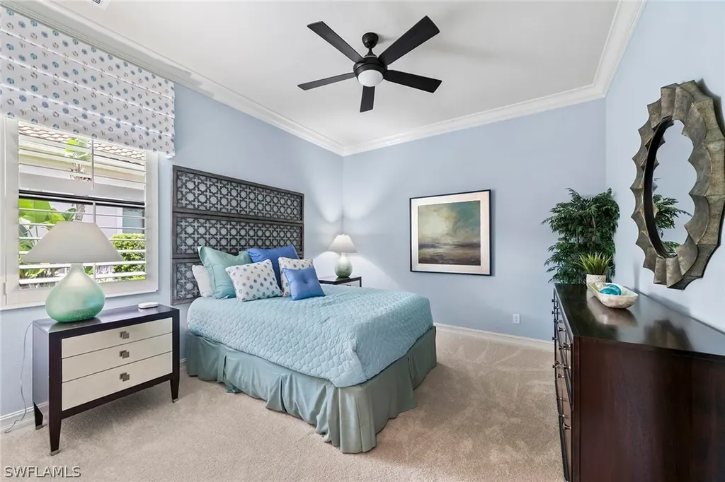 11916 Hedgestone Court Naples FL 34120