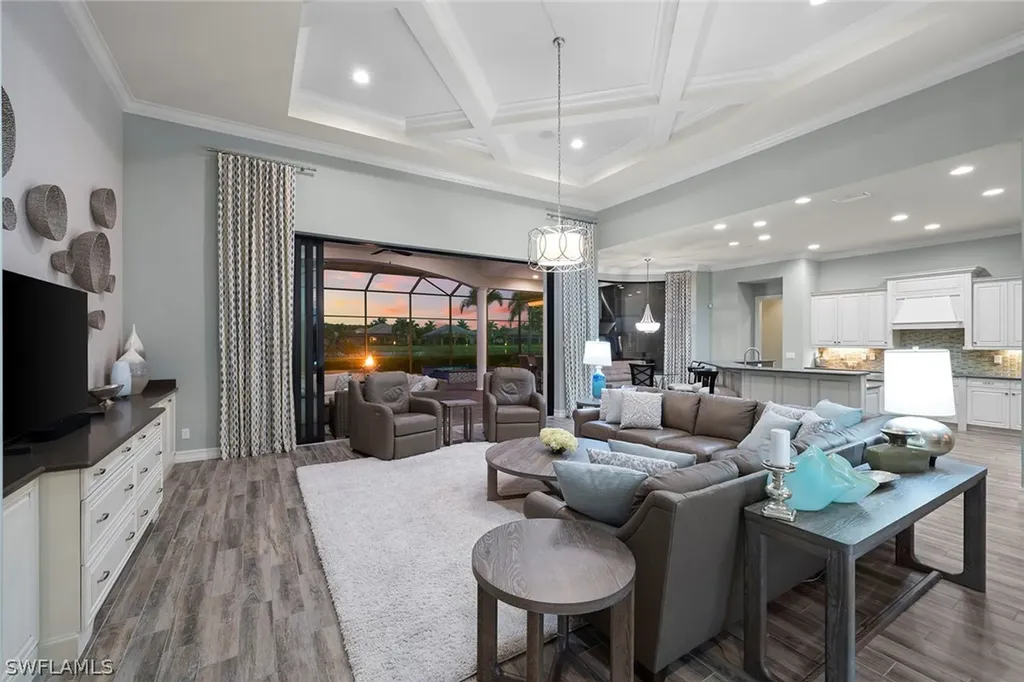 11916 Hedgestone Court Naples FL 34120