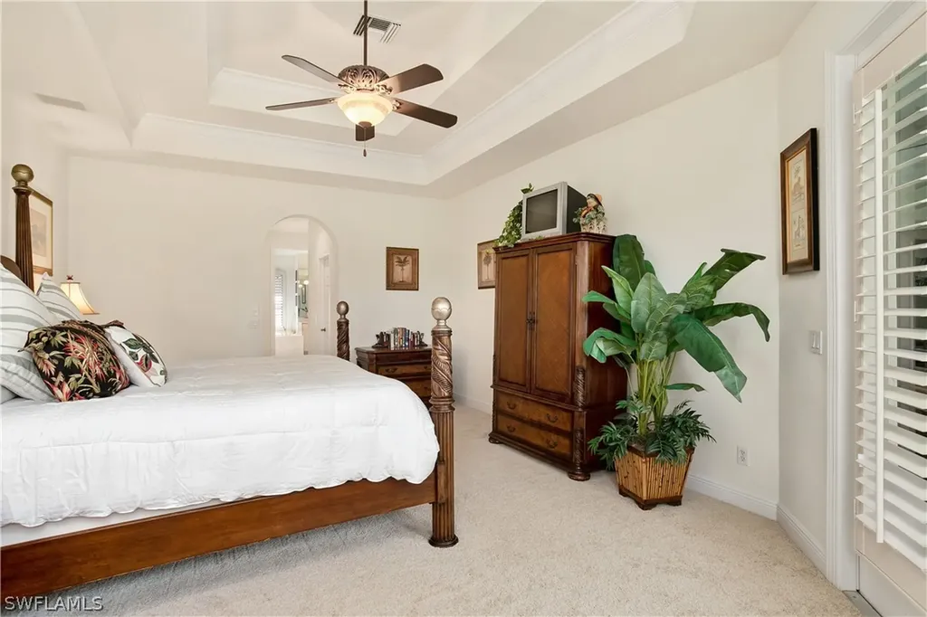 10919 Parnu Street Naples FL 34109