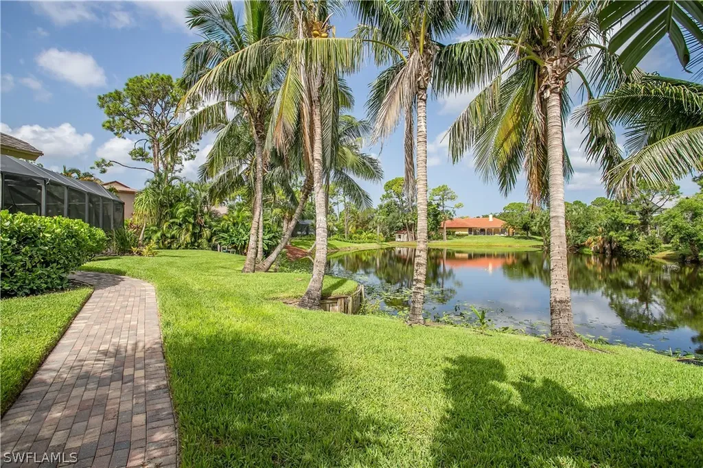 10919 Parnu Street Naples FL 34109