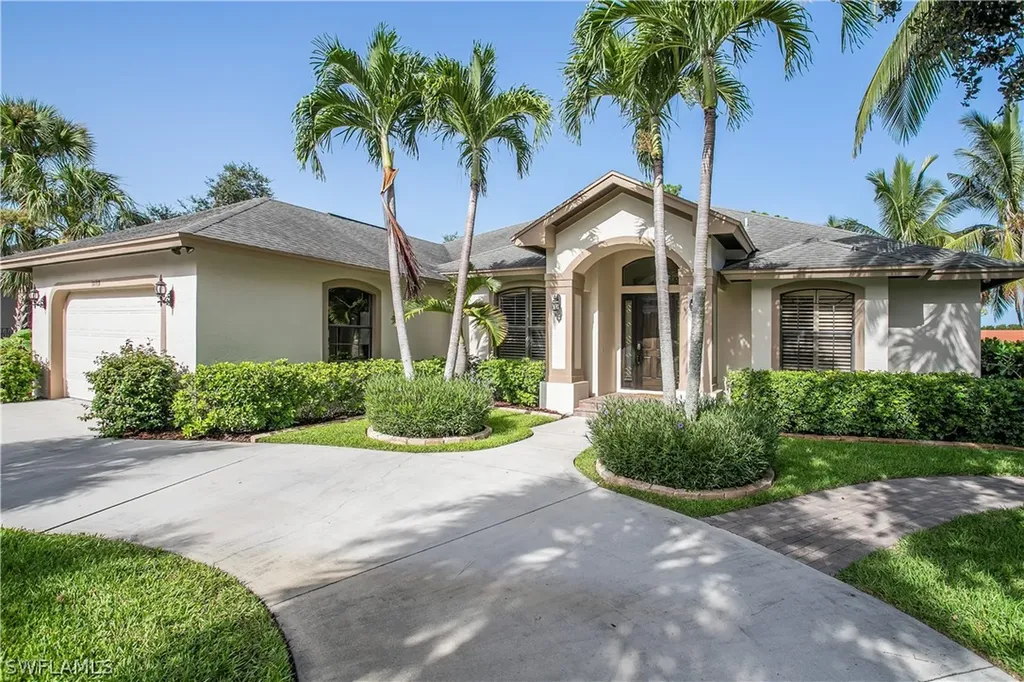 10919 Parnu Street Naples FL 34109