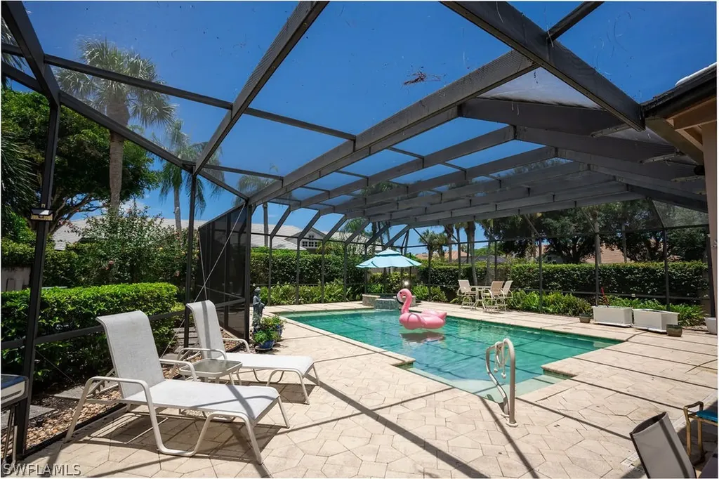 732 Courtside Drive Naples FL 34105