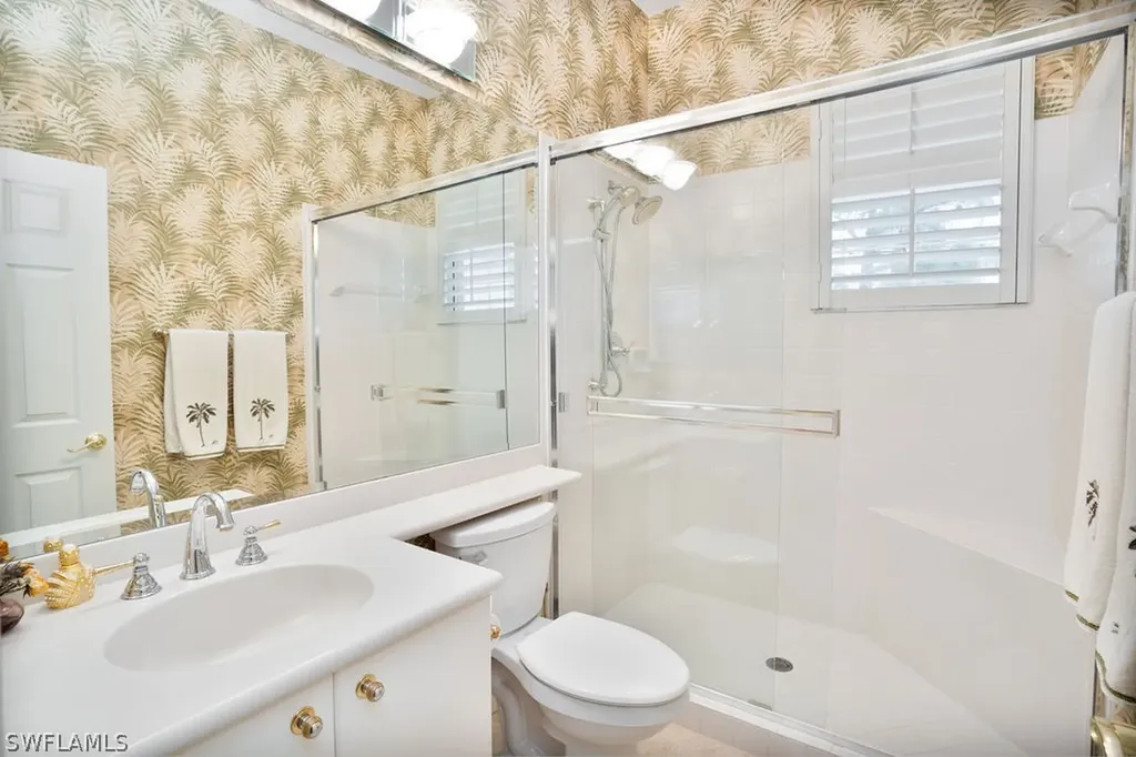 732 Courtside Drive Naples FL 34105