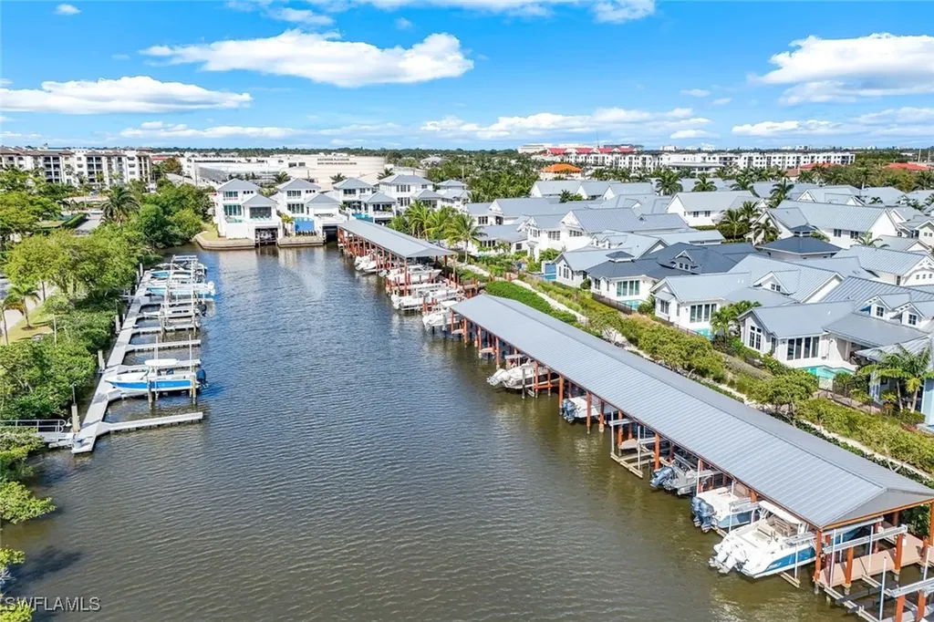 1463 2nd Avenue S Naples FL 34102