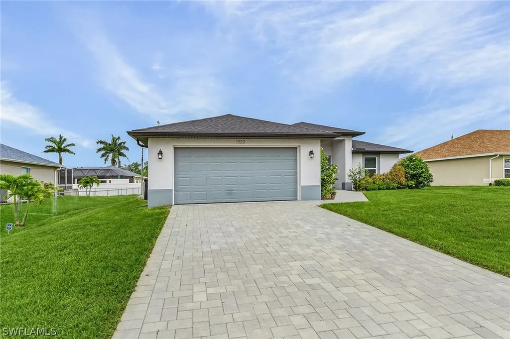 1322 NE 12th Place Cape Coral FL 33909