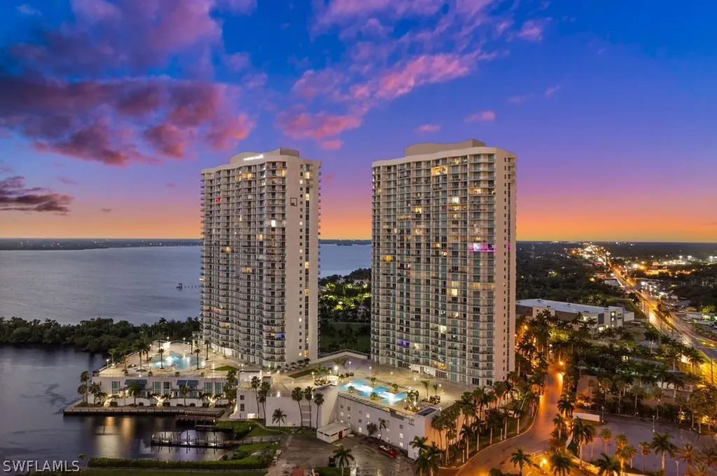 3000 Oasis Grand Boulevard Fort Myers FL 33916