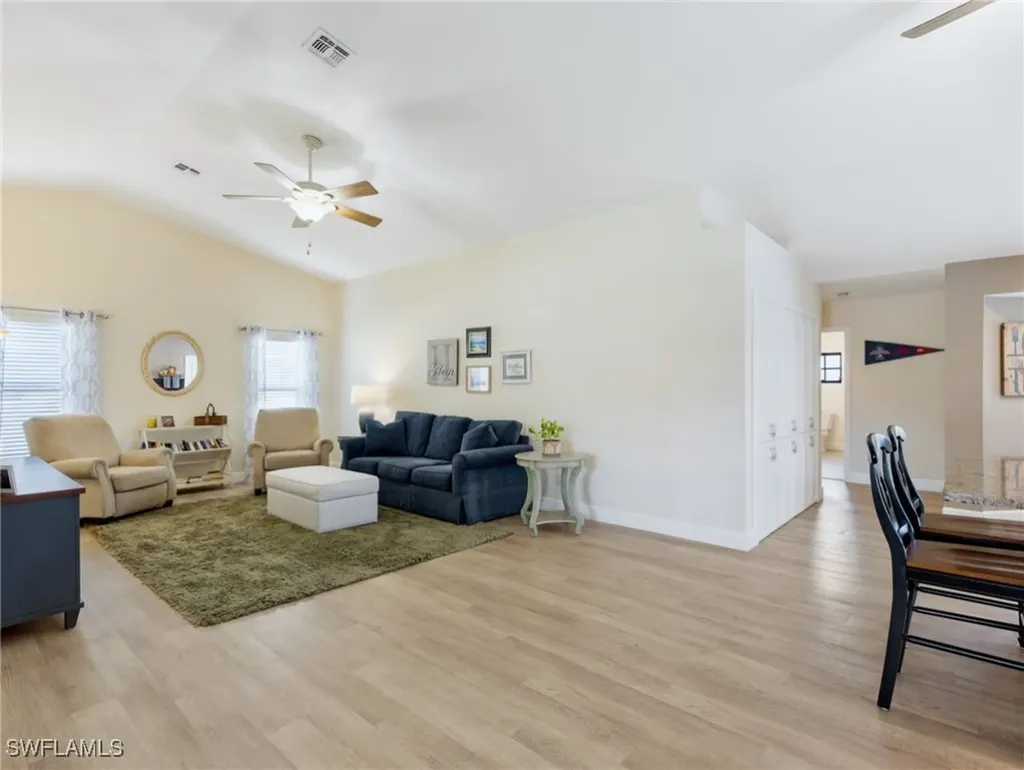 2217 SW 43rd Terrace Cape Coral FL 33914