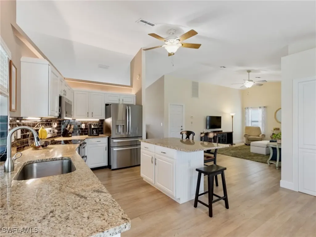 2217 SW 43rd Terrace Cape Coral FL 33914