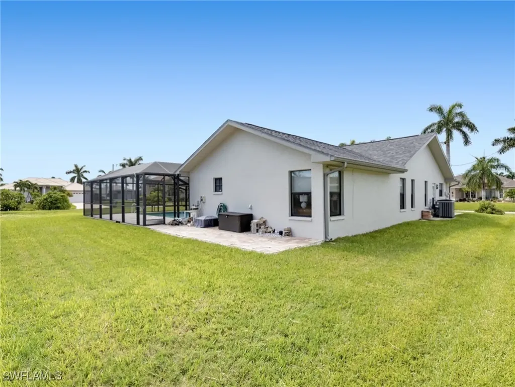 2217 SW 43rd Terrace Cape Coral FL 33914