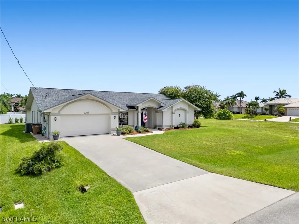 2217 SW 43rd Terrace Cape Coral FL 33914