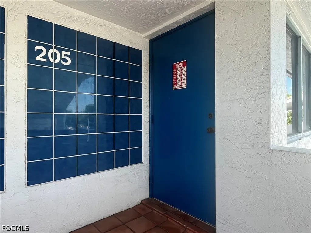 2804 Del Prado Boulevard S Cape Coral FL 33904
