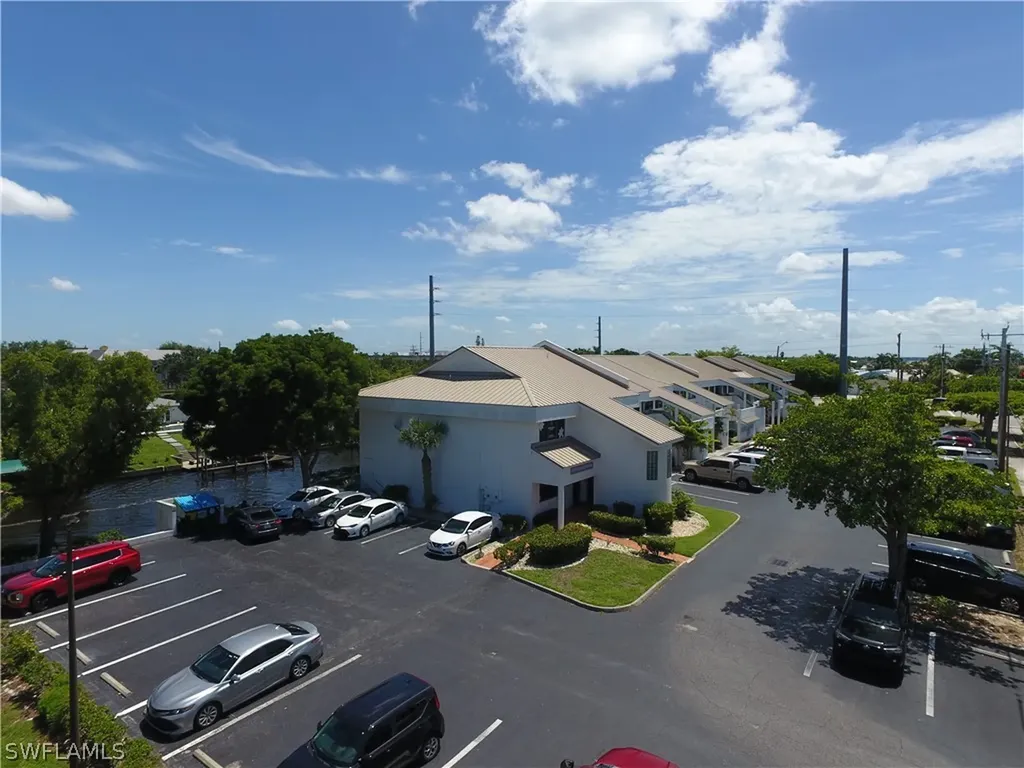 2804 Del Prado Boulevard S Cape Coral FL 33904