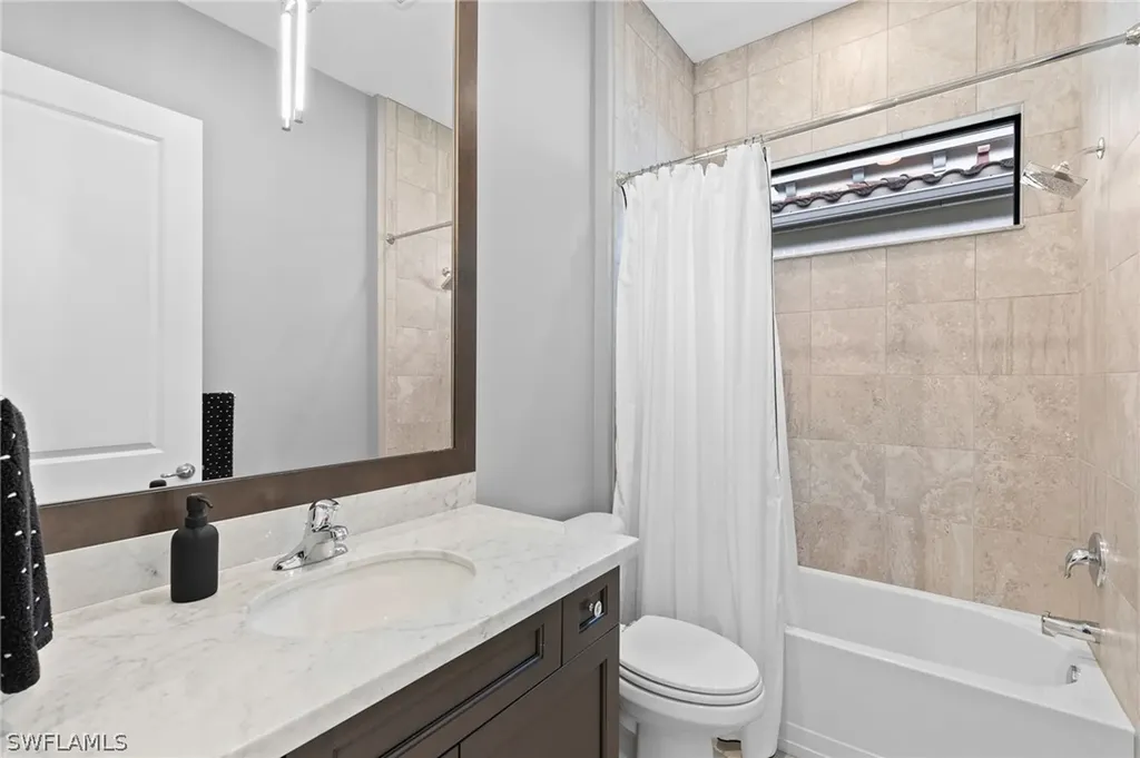 9240 Glenforest Drive Naples FL 34120