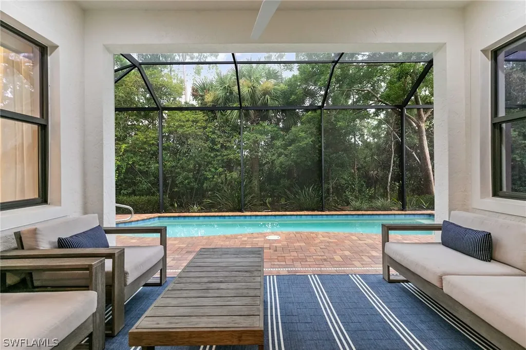 9240 Glenforest Drive Naples FL 34120