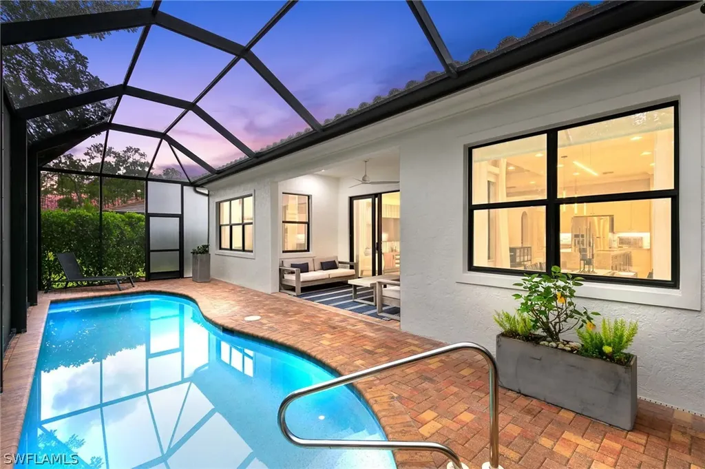 9240 Glenforest Drive Naples FL 34120