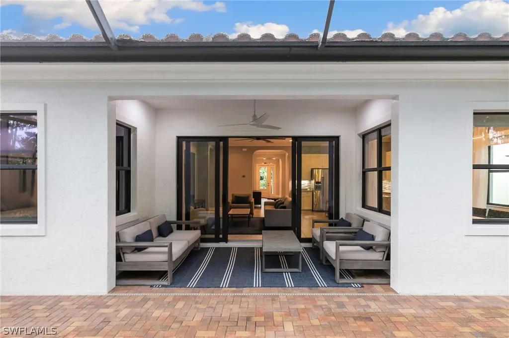 9240 Glenforest Drive Naples FL 34120