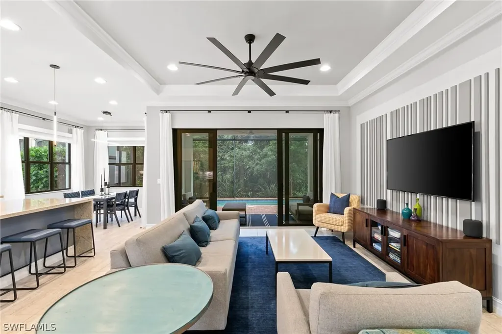 9240 Glenforest Drive Naples FL 34120