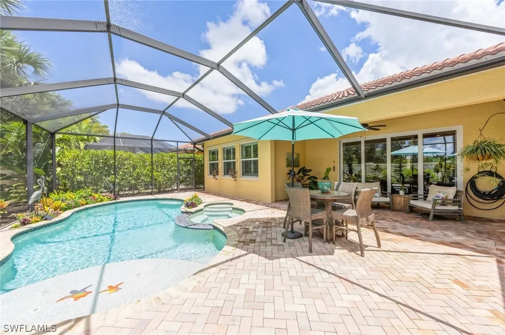 13492 Cambridge Lane Naples FL 34109