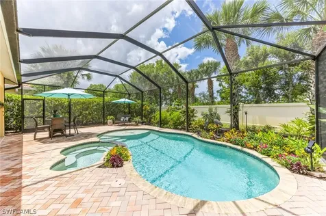13492 Cambridge Lane Naples FL 34109