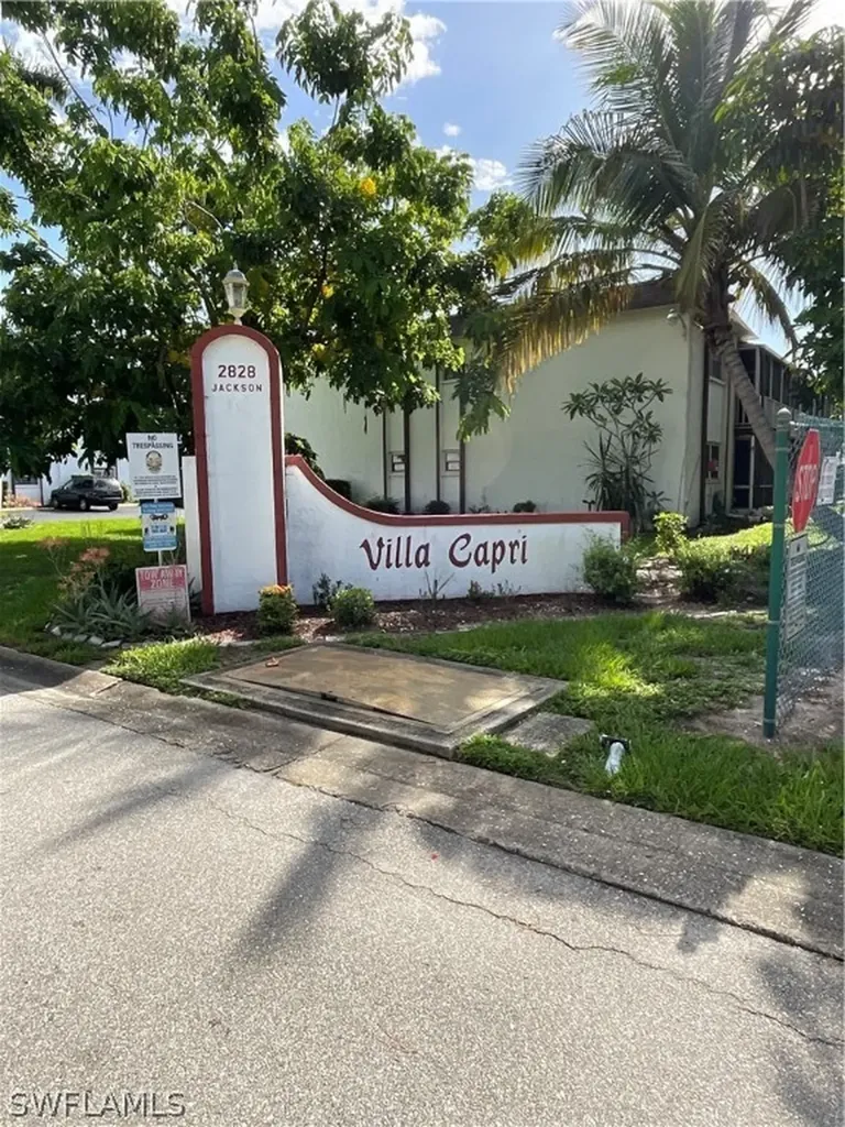 2828 Jackson Street Fort Myers FL 33901