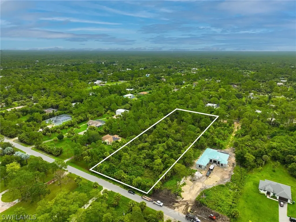 Naples FL, 17TH Street SW