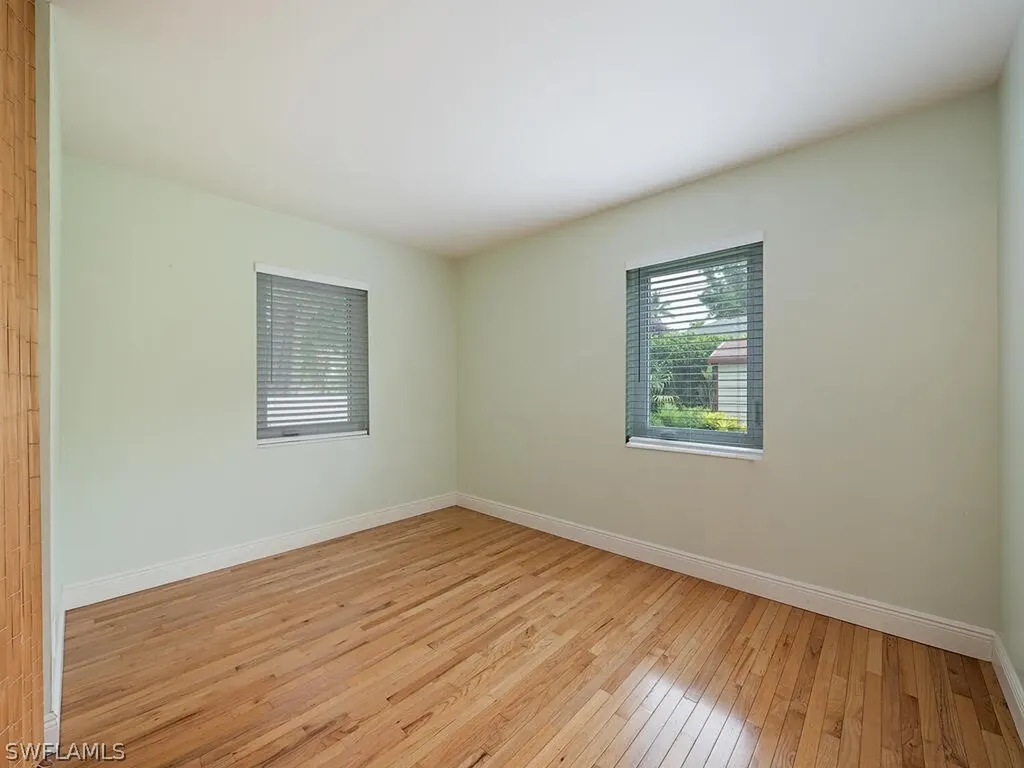 1102 9th Avenue N Naples FL 34102