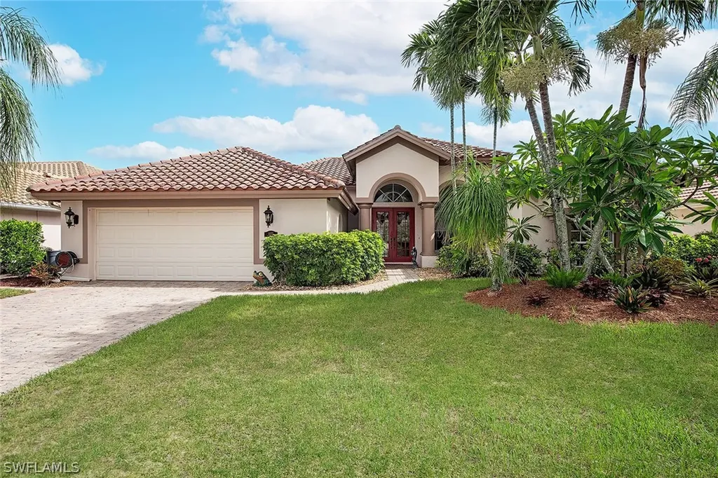 1075 Tivoli Drive Naples FL 34104