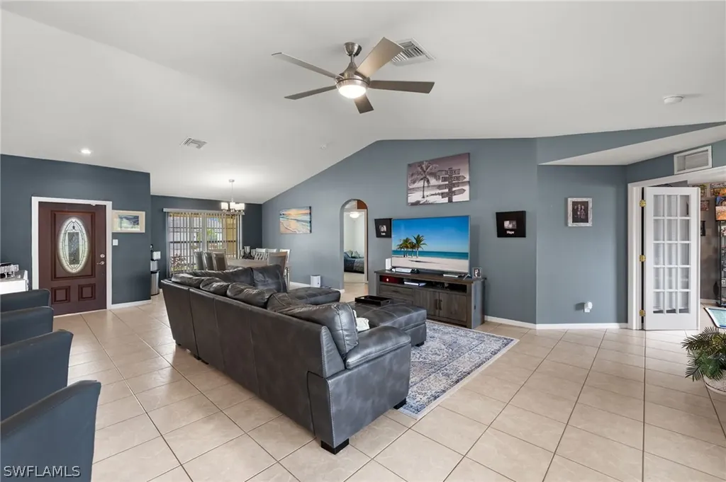 2115 SW 15th Terrace Cape Coral FL 33991