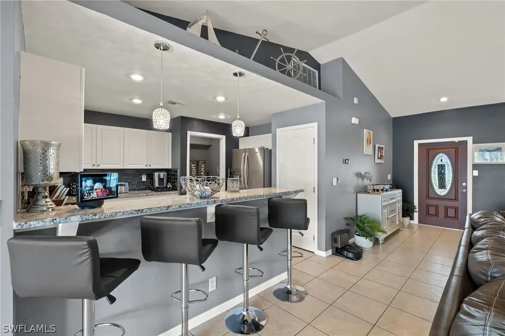2115 SW 15th Terrace Cape Coral FL 33991