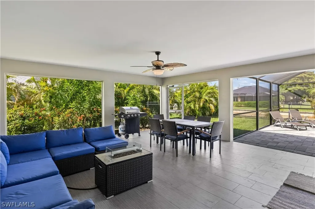 516 SE 20th Place Cape Coral FL 33990