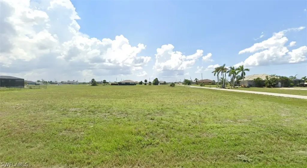 4212 NW 39th Street Cape Coral FL 33993