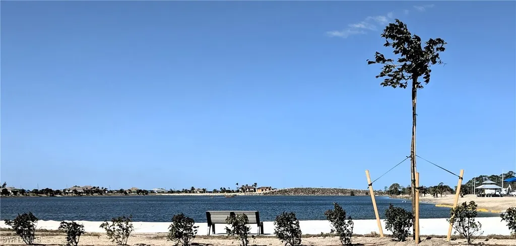 4212 NW 39th Street Cape Coral FL 33993