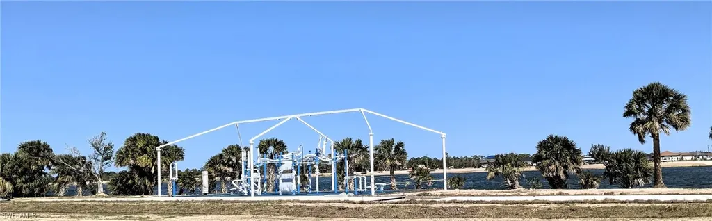 4212 NW 39th Street Cape Coral FL 33993