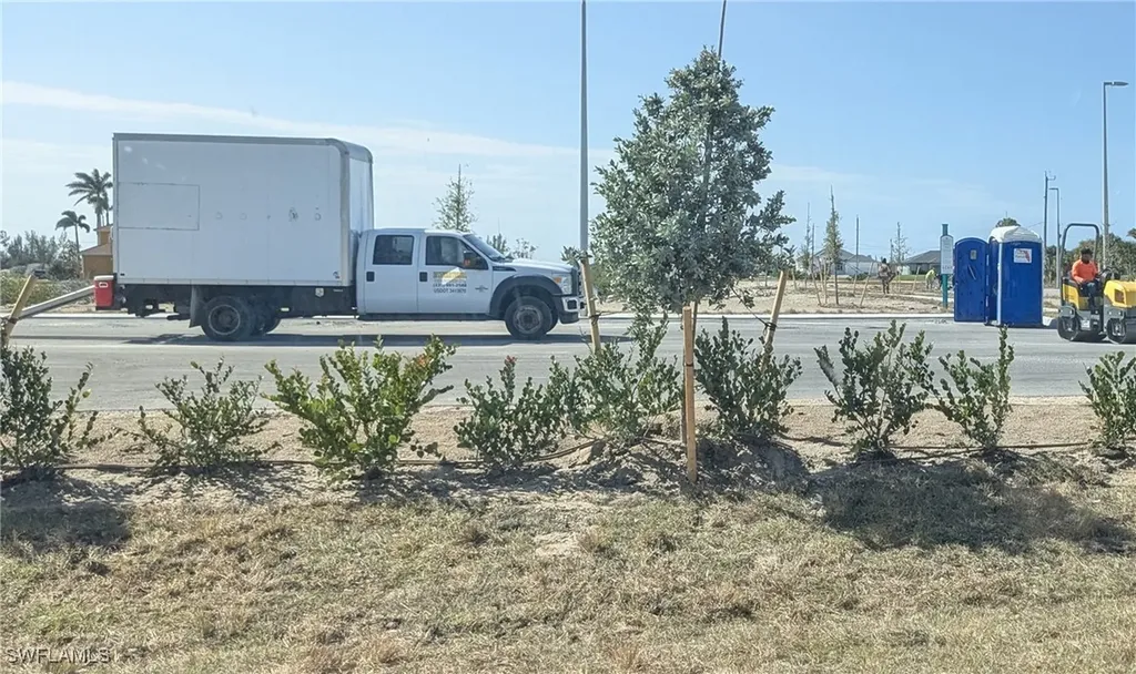 4212 NW 39th Street Cape Coral FL 33993