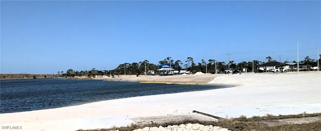 4212 NW 39th Street Cape Coral FL 33993