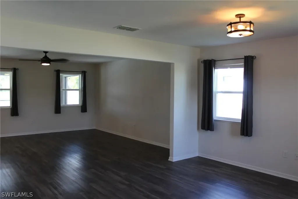 1208 SW 38th Street Cape Coral FL 33914