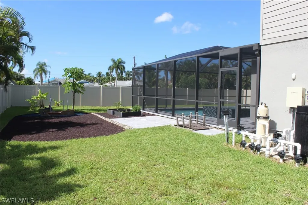1208 SW 38th Street Cape Coral FL 33914