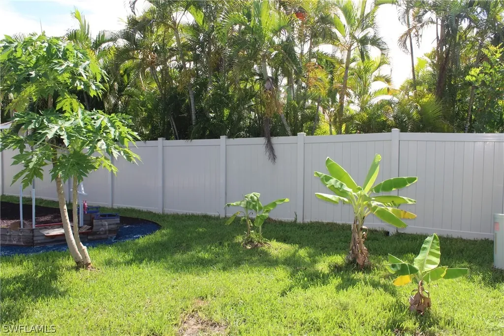 1208 SW 38th Street Cape Coral FL 33914