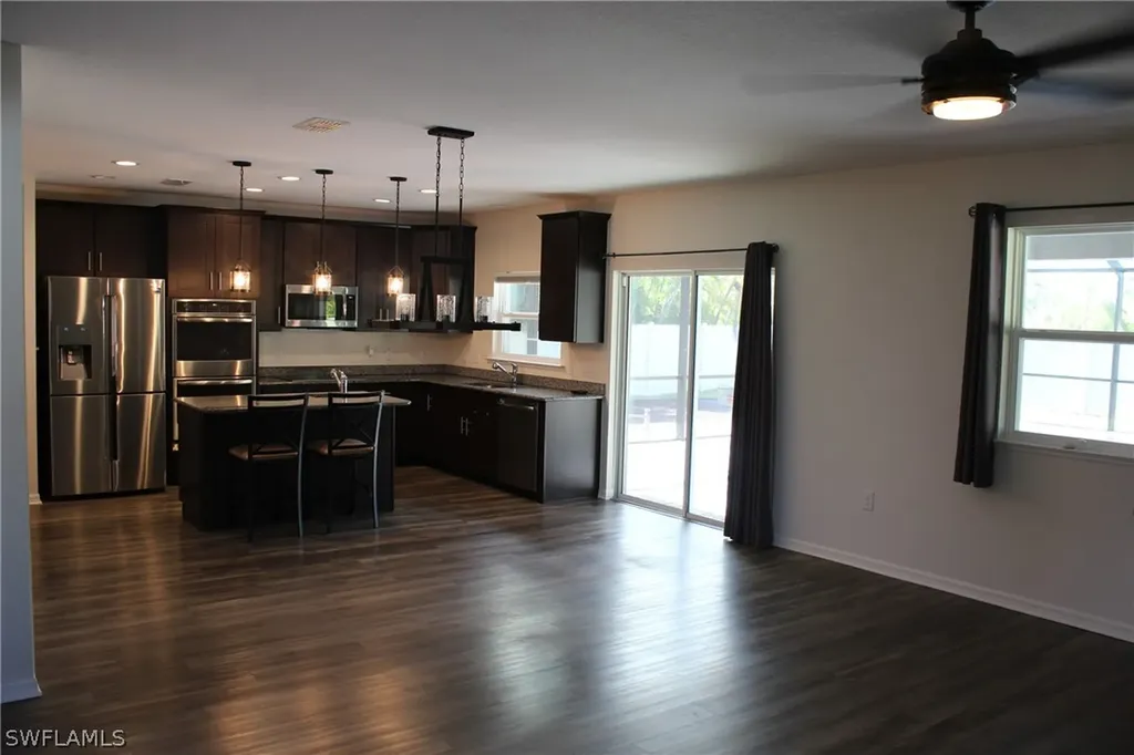 1208 SW 38th Street Cape Coral FL 33914