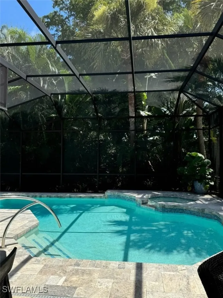8828 Ventura Way Naples FL 34109