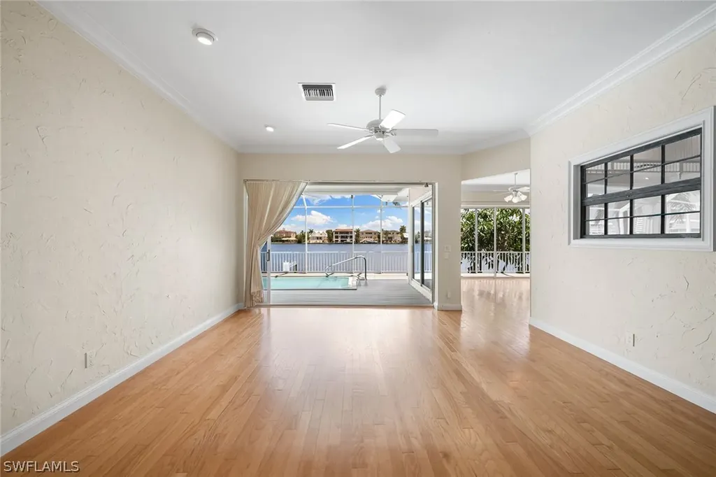 283 Oak Avenue Naples FL 34108