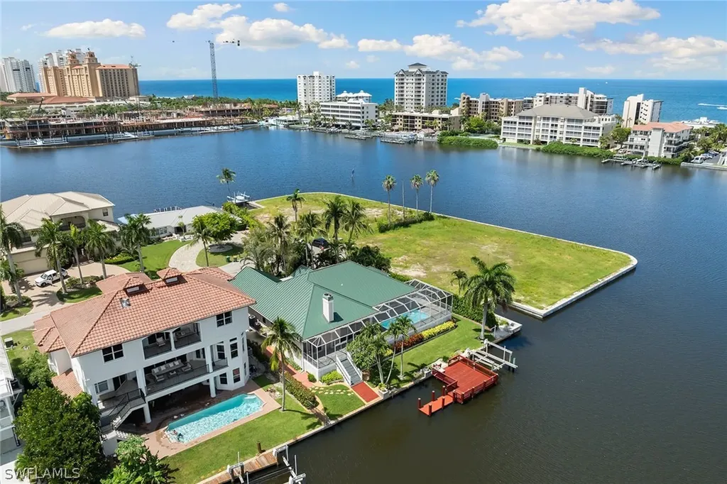 283 Oak Avenue Naples FL 34108