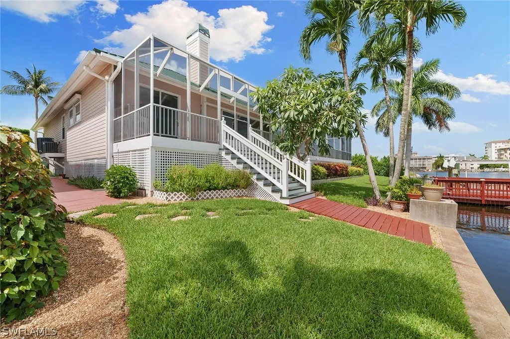 283 Oak Avenue Naples FL 34108