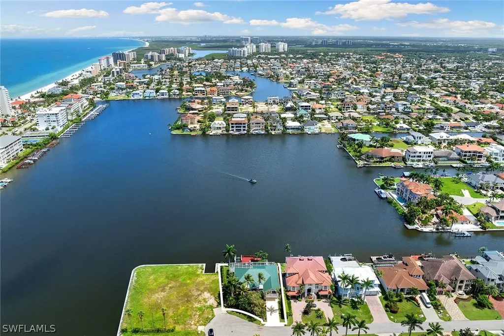 283 Oak Avenue Naples FL 34108