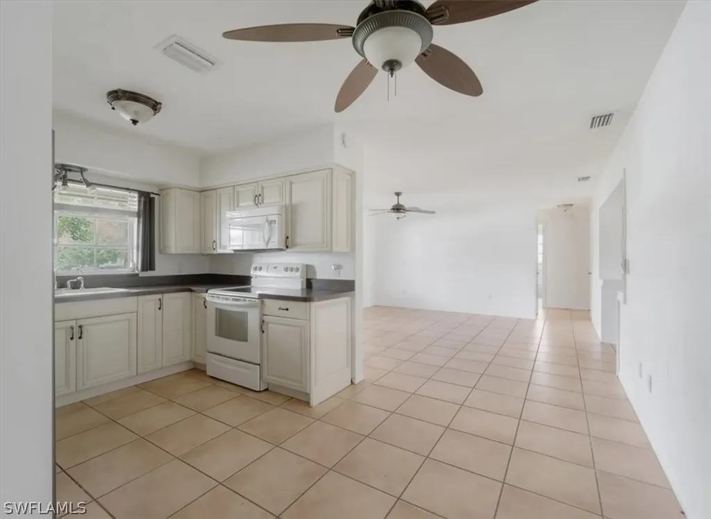 4241 Lagg Avenue Fort Myers FL 33901