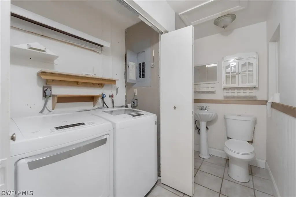 4241 Lagg Avenue Fort Myers FL 33901