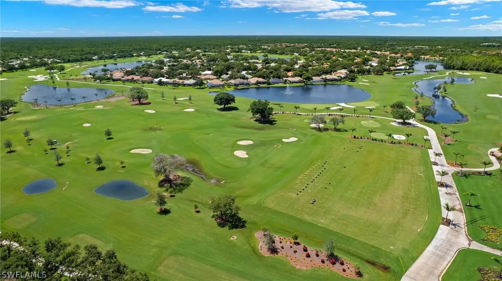 1026 Fountain Run Naples FL 34119