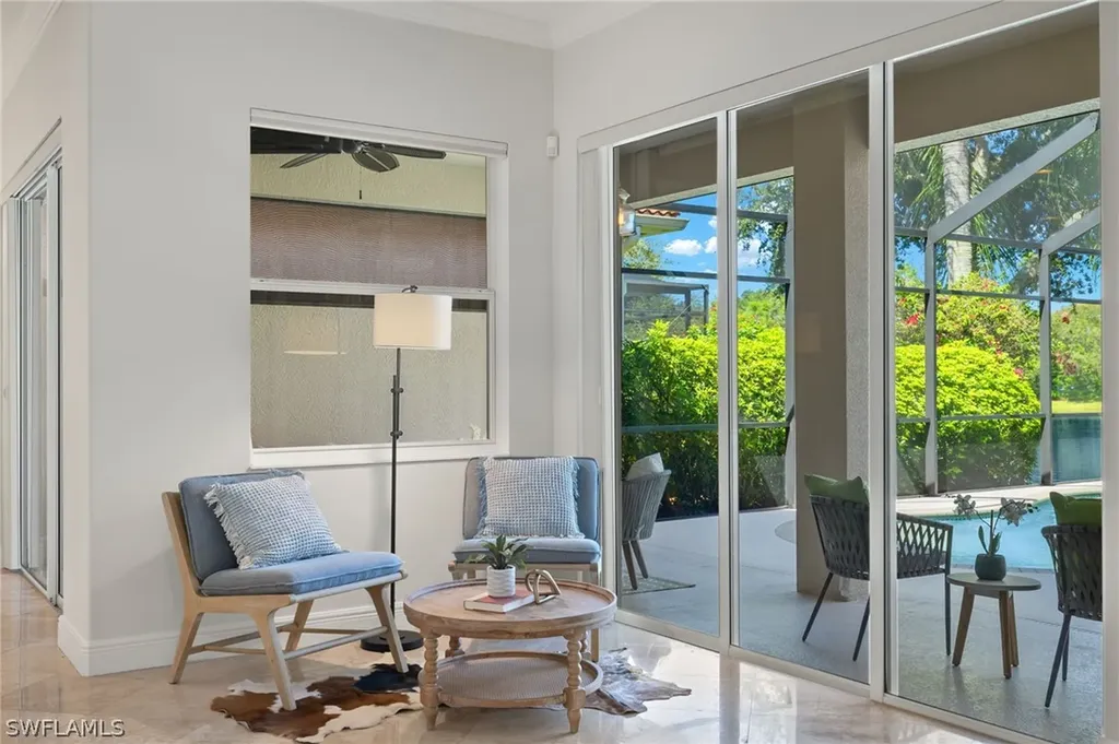 1026 Fountain Run Naples FL 34119